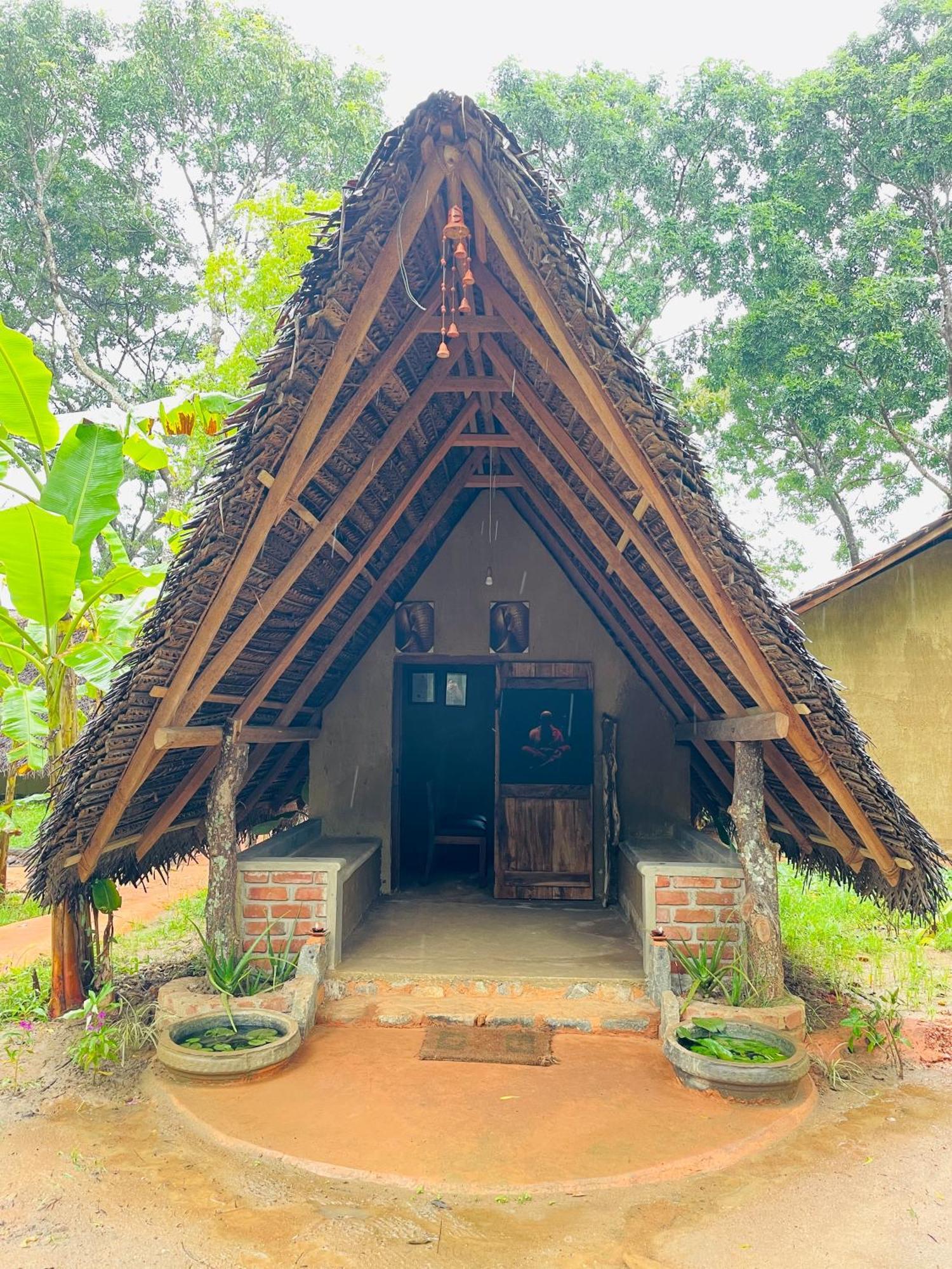 Prana Ayurveda Chalet- Sigiriya Hotel Exterior photo